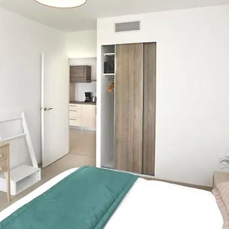 Domitys Le Jardin Des Palmiers Aparthotel
